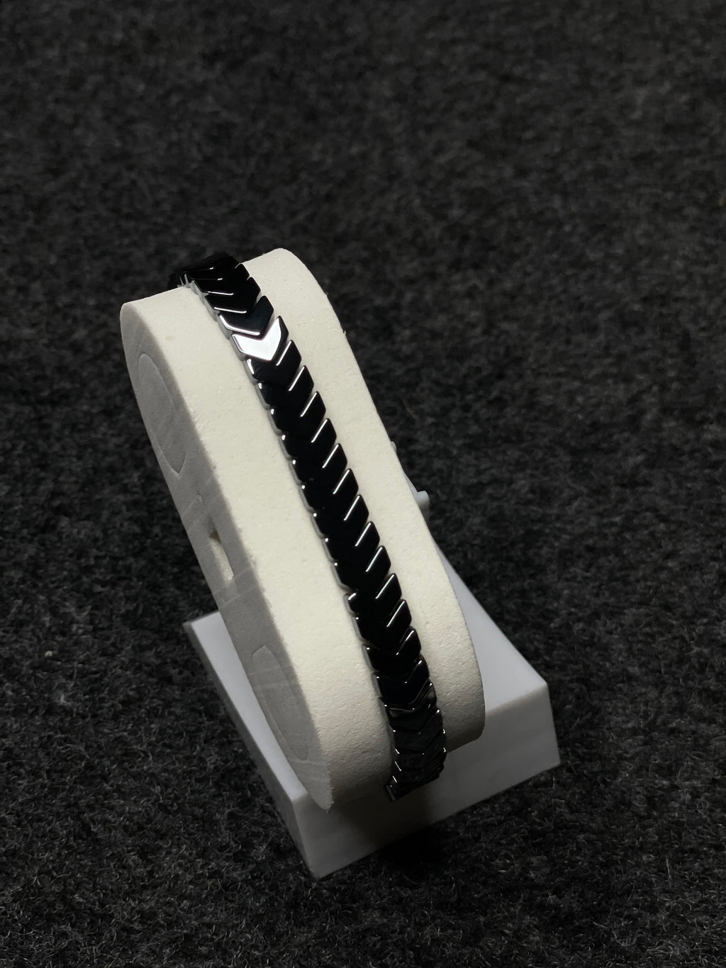 STAINLESS STEEL BRACELET. (UNISEX)